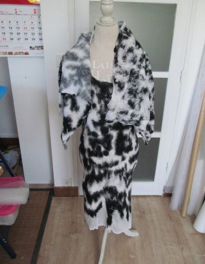 jbm-creation-robe-noir-blanche-creation-artisanale-1